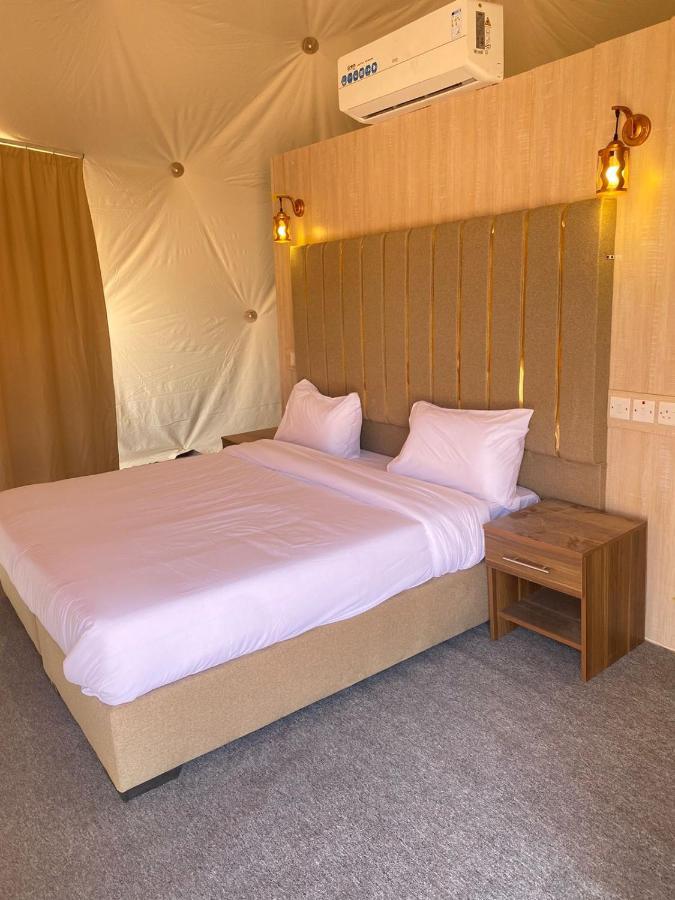 Tamim Luxury Wadi Rum Camp מראה חיצוני תמונה