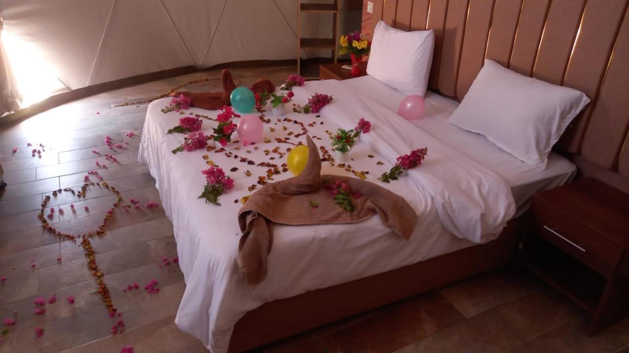 Tamim Luxury Wadi Rum Camp מראה חיצוני תמונה
