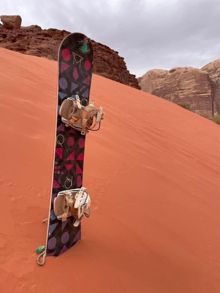 Tamim Luxury Wadi Rum Camp מראה חיצוני תמונה