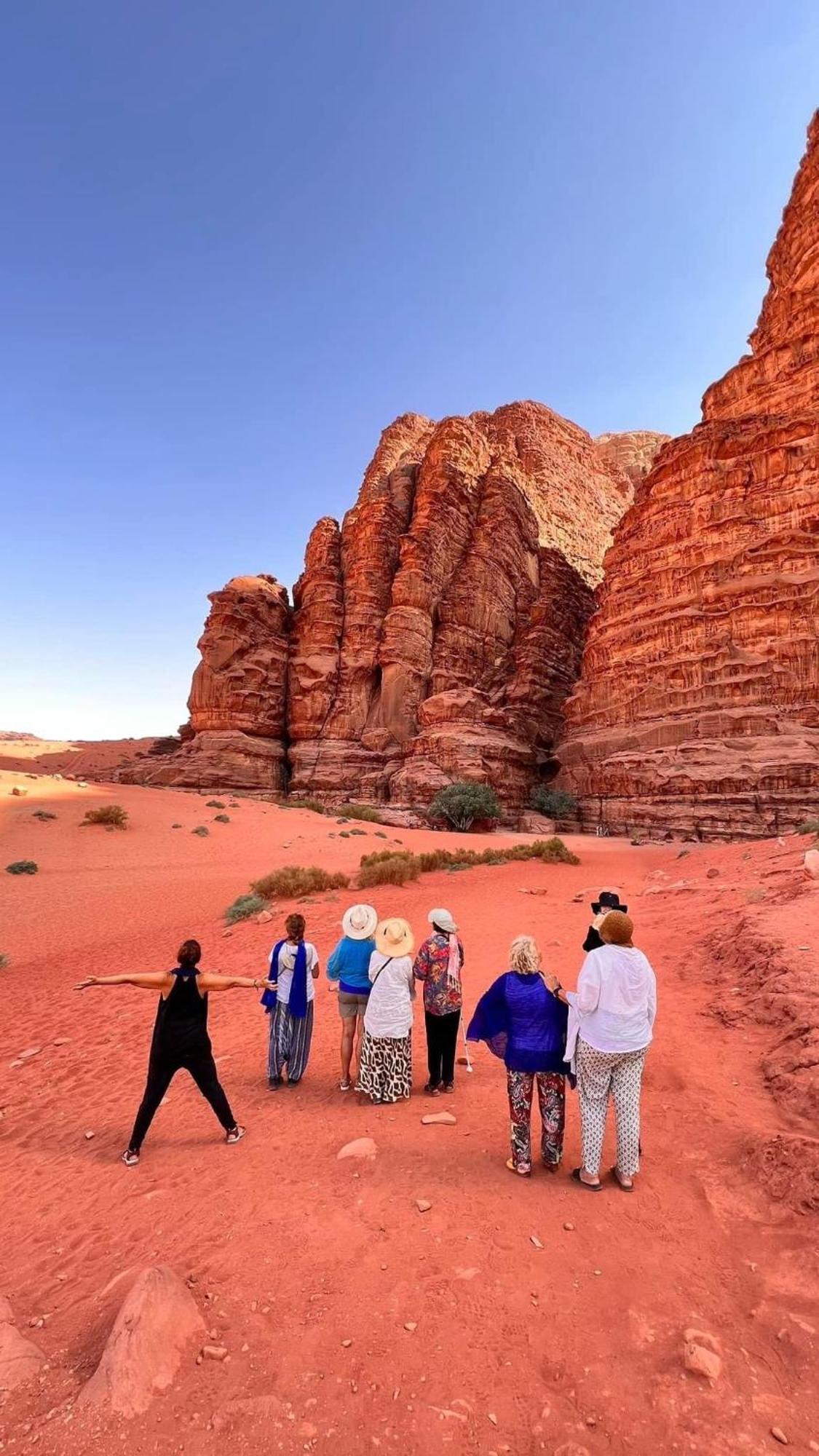 Tamim Luxury Wadi Rum Camp מראה חיצוני תמונה