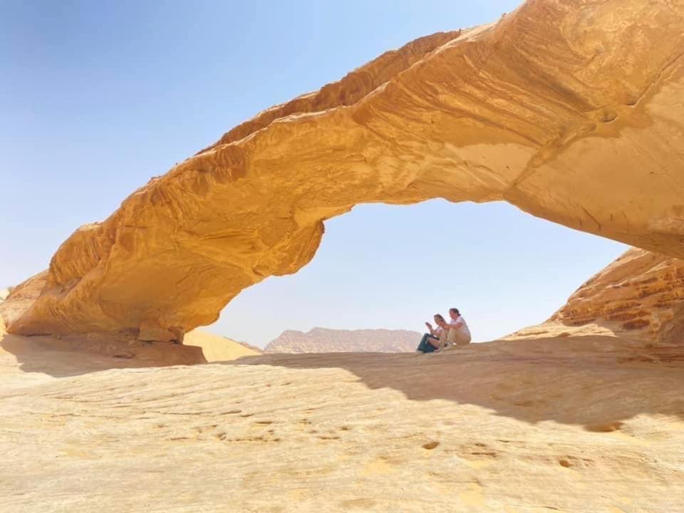 Tamim Luxury Wadi Rum Camp מראה חיצוני תמונה