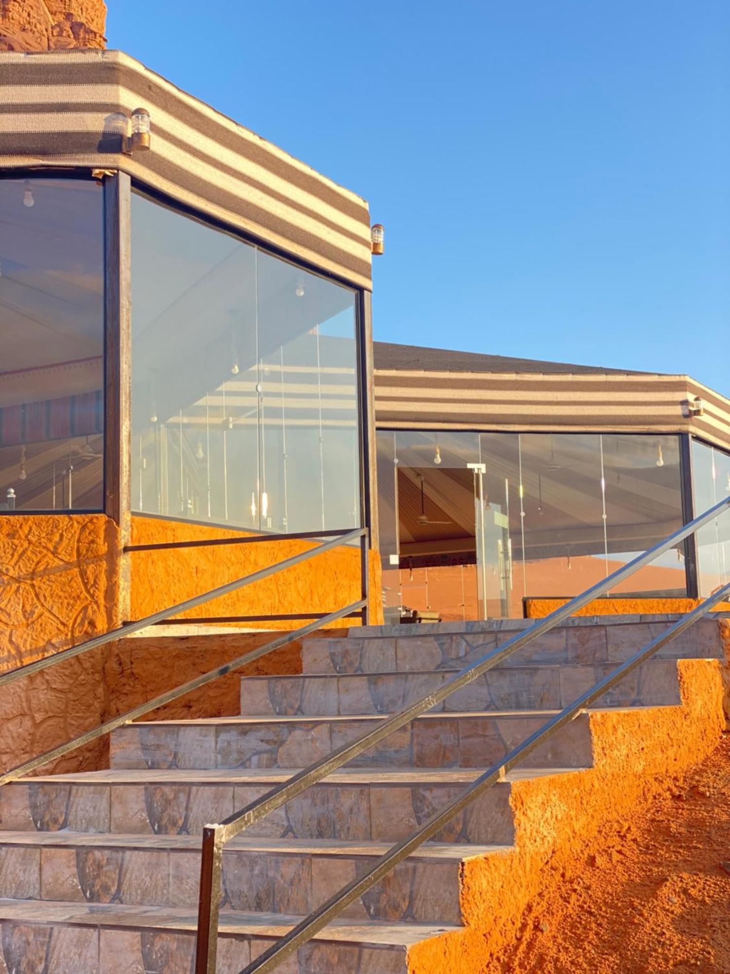 Tamim Luxury Wadi Rum Camp מראה חיצוני תמונה