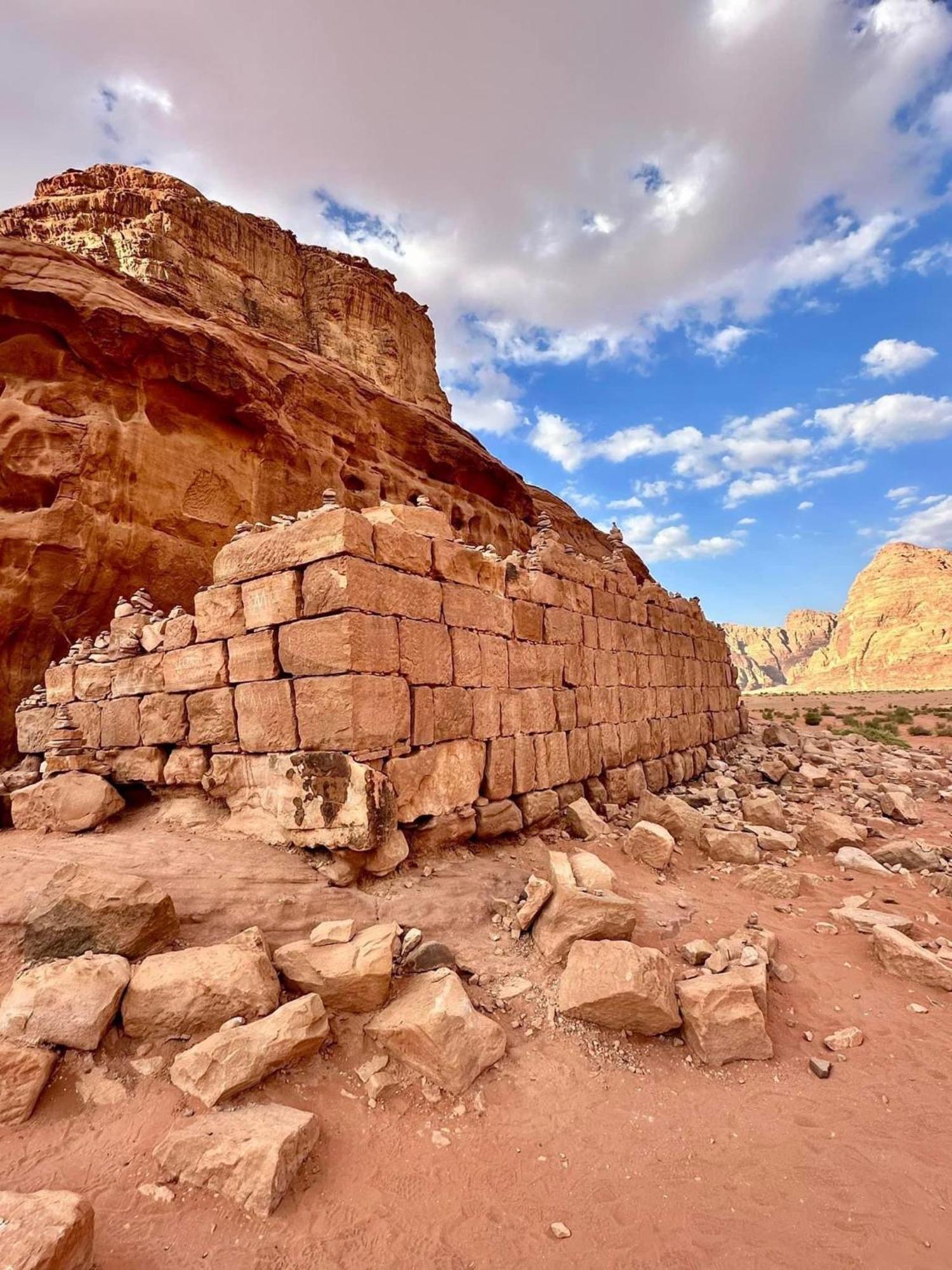 Tamim Luxury Wadi Rum Camp מראה חיצוני תמונה