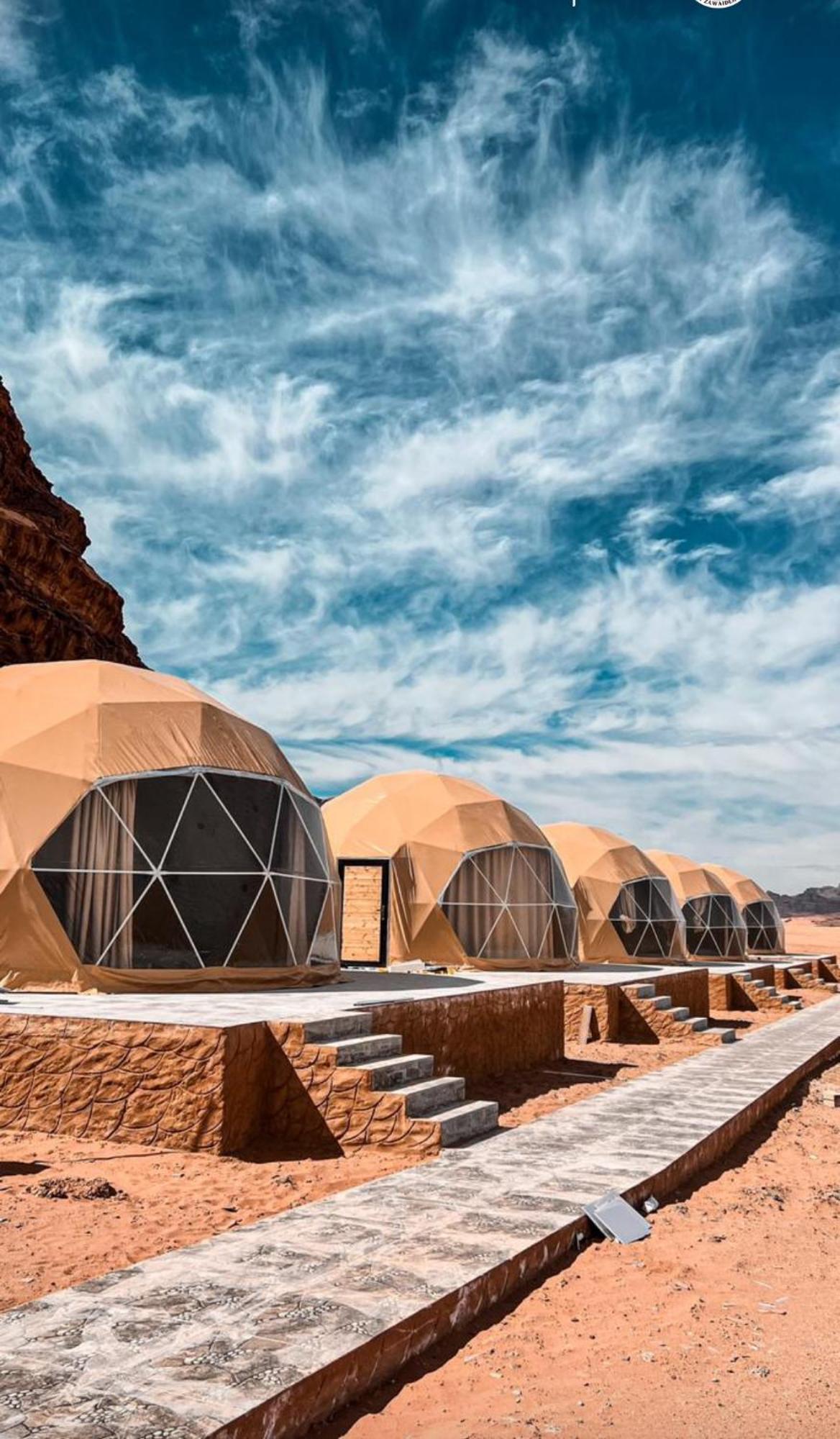 Tamim Luxury Wadi Rum Camp מראה חיצוני תמונה